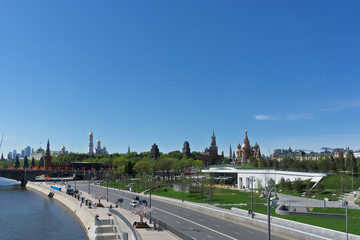 Obraz premium Kremlin from Moskvoretskaya embankment