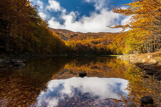 Monte Acuto lake, national park of Appennino Tosco Emiliano, Italy