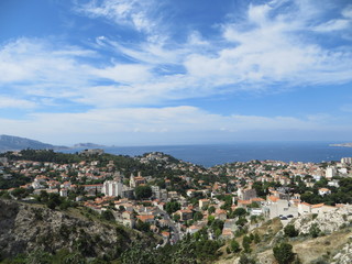 Fototapeta na wymiar panoramic view on the city of Marseille