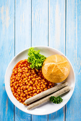 English breakfast - bun,sausages and beans
