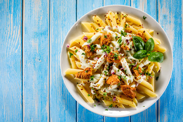 Pasta carbonara and vegetables