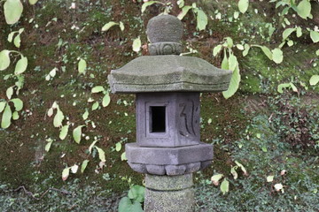 鎌倉・長谷寺の石灯籠
