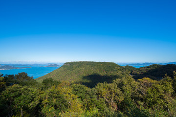 Naklejka premium 秋の屋島と瀬戸内海