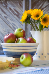 bowl of apples