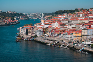 Obraz premium the old town ribeira of porto
