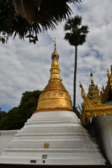 Fototapeta premium Shwedagon Pagoda, stupas.