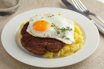 Hamburg steak with fried egg