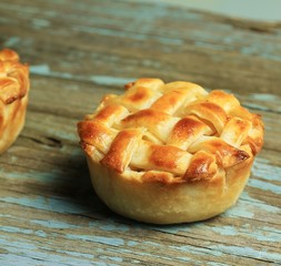 Homemade Muffin apple pie made in a cupcake pan