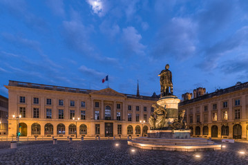 Fototapeta premium Early evening illumination of the Royal square in Reims city center, France