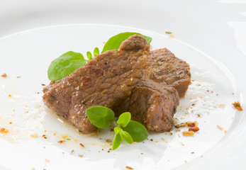 Говядина на белом фоне Beef on white background