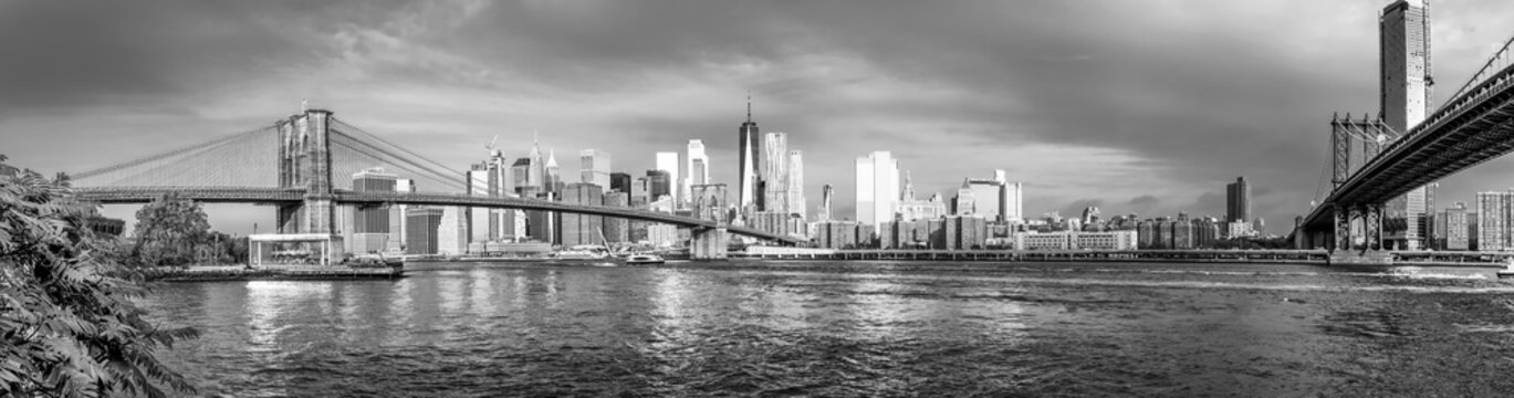 Panoramic view of Manhattan and Brooklyn Bridge in New York. USA