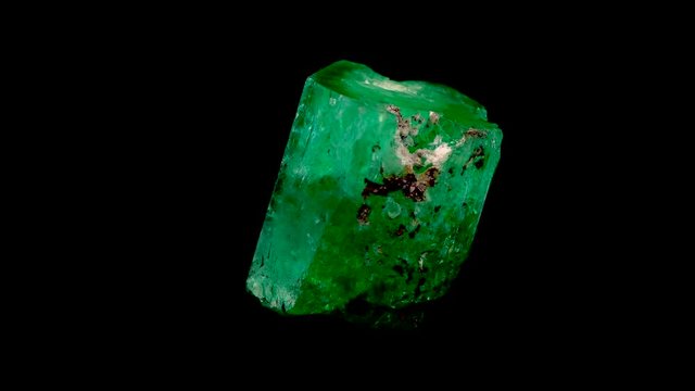esmeraldas gigantes cristales emerald gemstone gemas piedras preciosas diamantes verdes granate zafiro rub&iacute;	