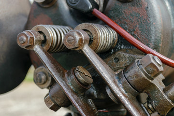 エンジンバルブとロッカーアーム