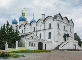 Fototapeta na wymiar Annunciation Cathedral of Kazan Kremlin is the first Orthodox church of the Kazan Kremlin.