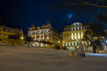 Fototapeta na wymiar Winter and snow in spa resort Marianske Lazne (Marienbad) - Czech Republic