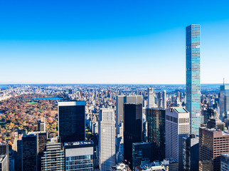 Obraz premium ニューヨーク セントラル・パークとマンハッタンの町並み