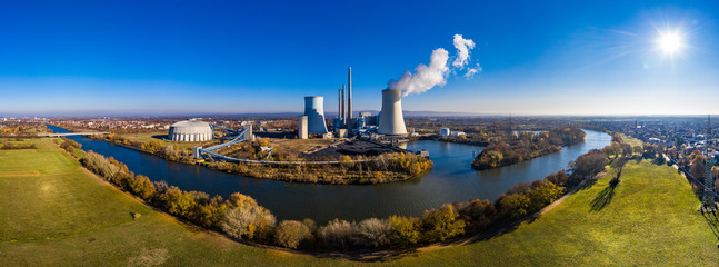Obraz premium Aerial photograph Germany, Hesse, Großkrotzenburg, Großauheim, The Staudinger power plant operated by the energy company EON