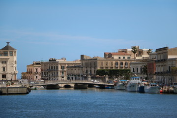 Fototapeta na wymiar Ponte Santa Lucia to Ortigia Syracuse, Sicily Italy