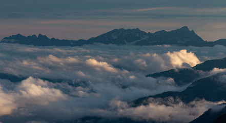 &Uuml;ber den Wolken
