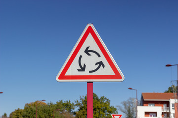 panneau de signalisation : sens giratoire