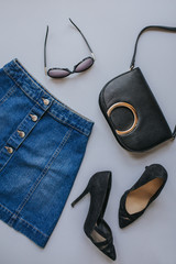 Spódnica i kobiece buty © Agnieszka