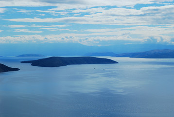 Fototapeta na wymiar beautiful archipelago in front of the island of cres, in Croatia