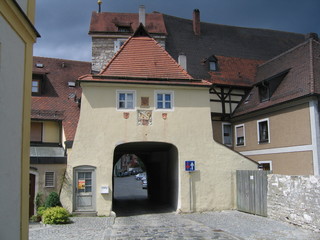 Außentor des Mittleren Tores der Stadtmauer in Berching