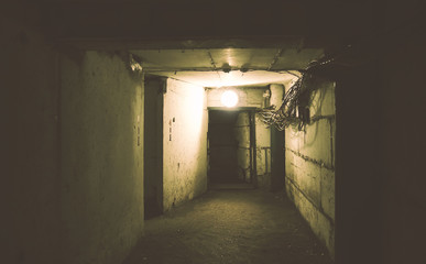 Obraz premium light at end of the tunnel