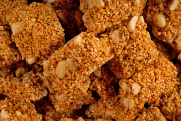 dulce de ajonjoli con almendras nuez amaranto pepita de calabaza cacahuate semilla de girasol