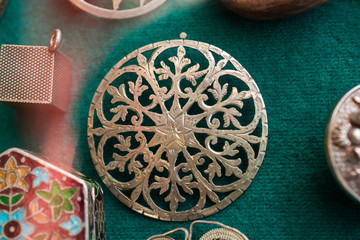Example of art patterns on metal