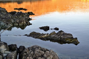 Obraz na płótnie Canvas rocks in sea