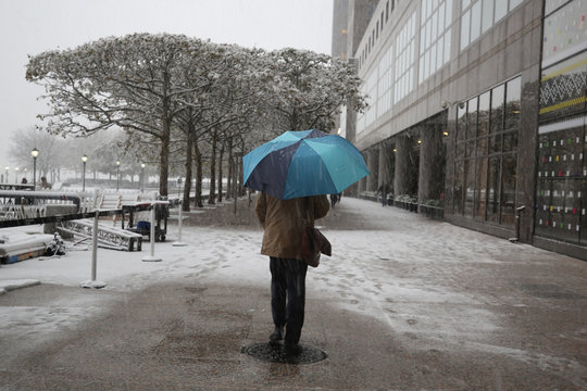 First Snowfall of the Season in Manhattan