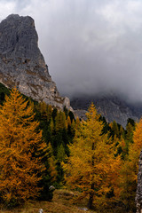 Obraz premium Colorful scenic view of majestic Dolomites mountains in Italian Alps.