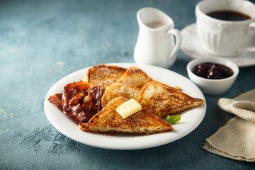 French toast with bacon