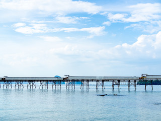 Obraz premium Industrial jetty at Port in the sea