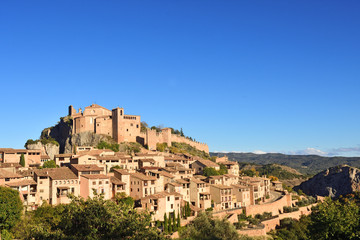 Fototapeta na wymiar view of Alquezar, Somontano, Huesca province, Aragon, Spain.
