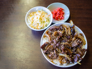 Beef Yakiniku (grilled meat) bowl with rice set