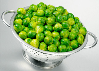 BRUSSEL SPROUTS IN COLANDER