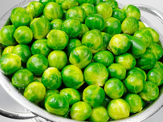BRUSSEL SPROUTS IN COLANDER