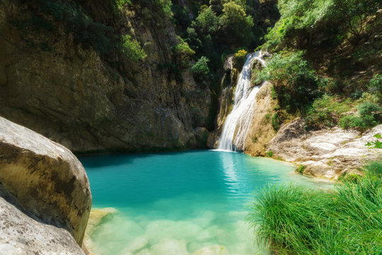 Fototapeta Polilimnio waterfall - Peloponnese - Greece