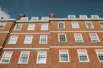 Fototapeta na wymiar Classic english residential building in a typical neighbourhood in England.