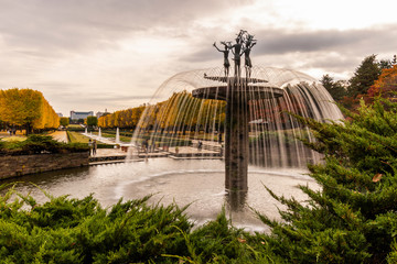 fountain in the park 