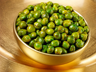 INDIAN SNACK SPICY GREEN PEAS