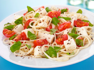 SPAGHETTI CAPRESE