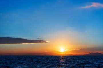 玄界灘から見る日の出