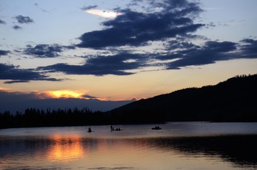 Obraz na płótnie Canvas Arapaho Bay Colorado Sunset