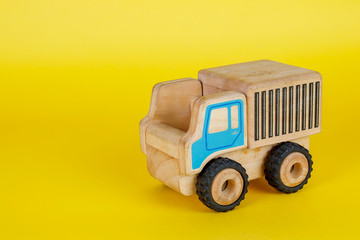 Camion de madera