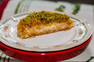 Turkish/Palestinian sweet dish Kunafa