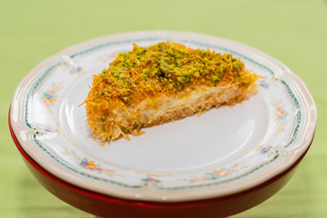 Turkish/Palestinian sweet dish Kunafa
