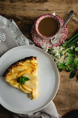 Apple pie with cinnamon and mint